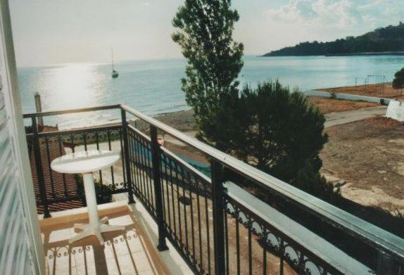 Poros House Hotel Exterior photo