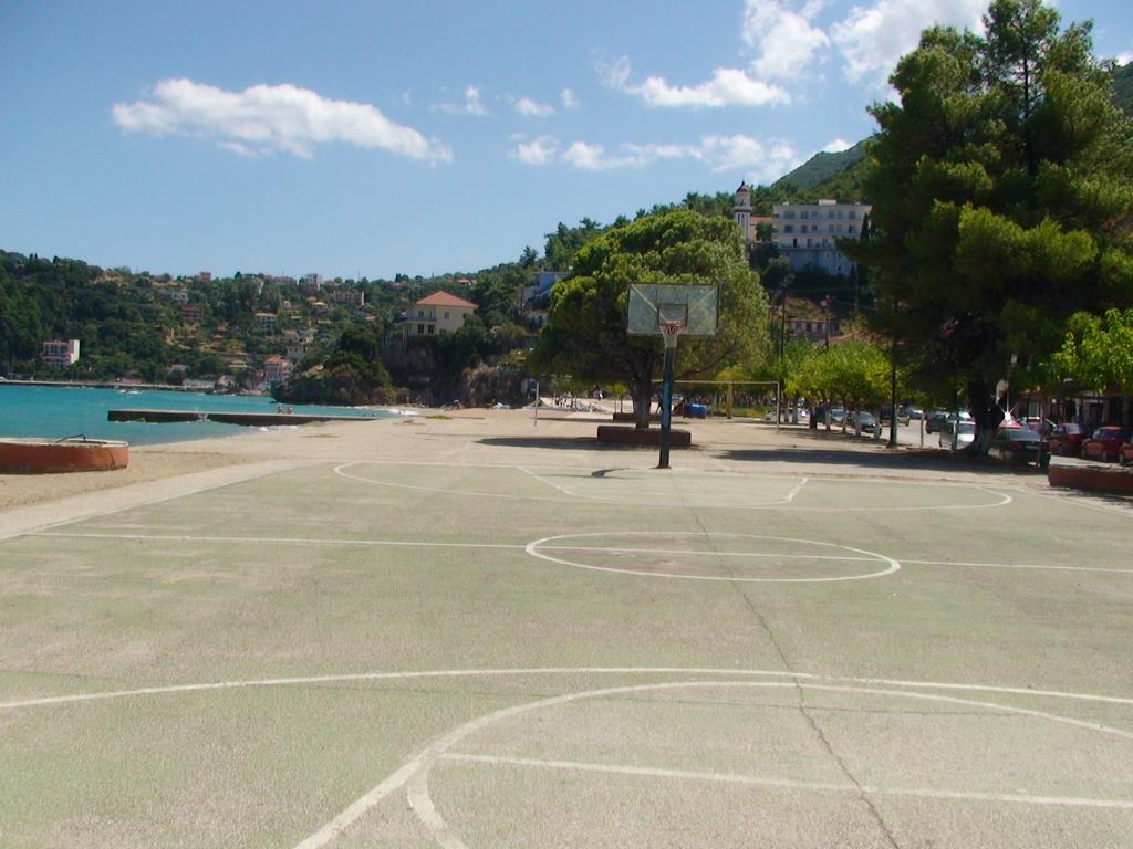 Poros House Hotel Exterior photo