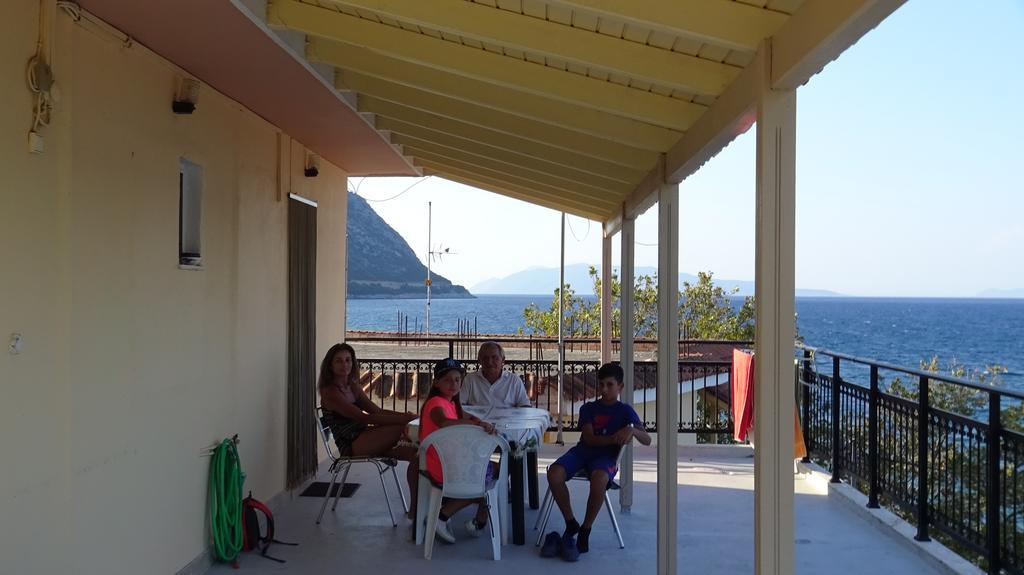 Poros House Hotel Exterior photo