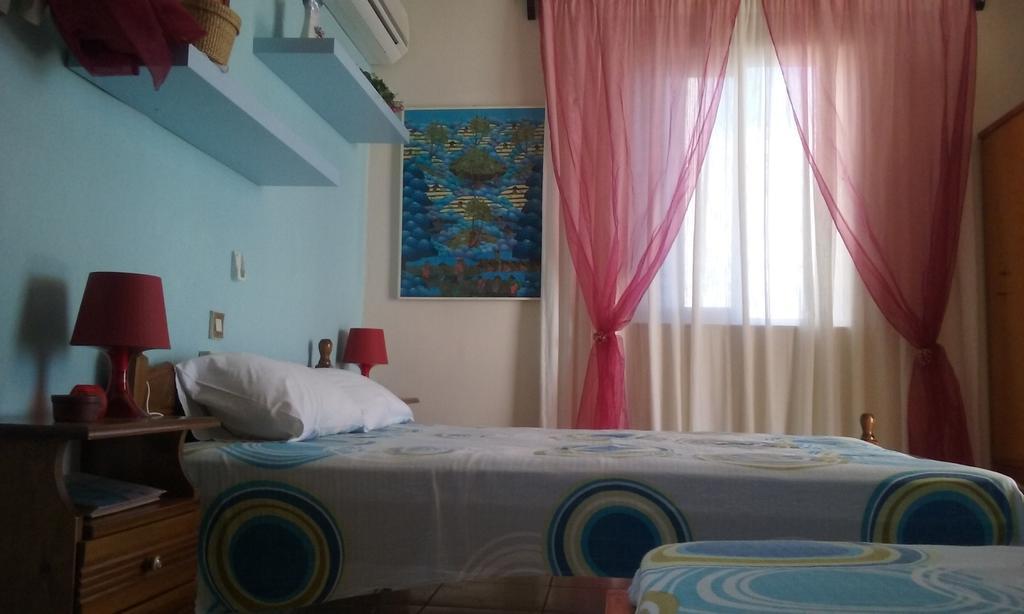 Poros House Hotel Exterior photo