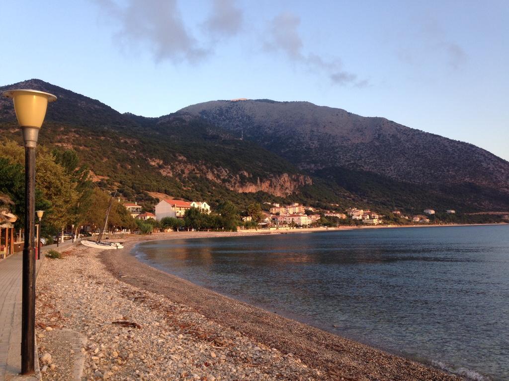 Poros House Hotel Exterior photo