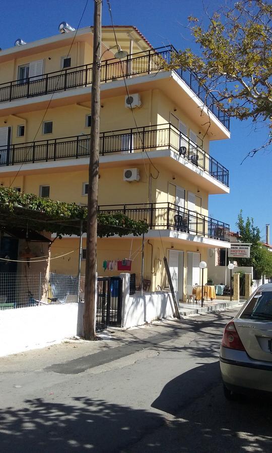 Poros House Hotel Exterior photo